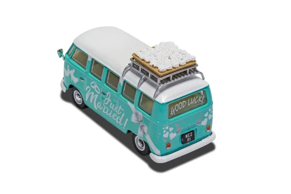 Volkswagen Campervan Just Married <p>Volkswagen Campervan<br>‘Just Married’<br>Delicate yet highly decorative