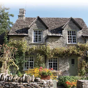 Rose Cottage <p>A scenic model of a rural cottage as would be found in villages in the British countryside. Offering the modeler an extensive range of building styles from which to choose