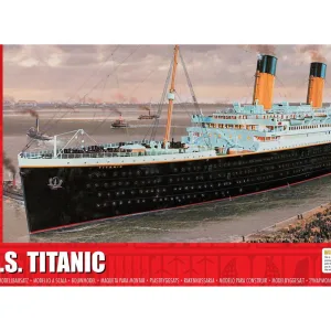 RMS Titanic Gift Set 1:700