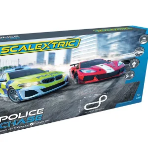 Scalextric Police Chase Set <p>In this fantastic new set from Scalextric you can either be the good guys in the police BMW 330i