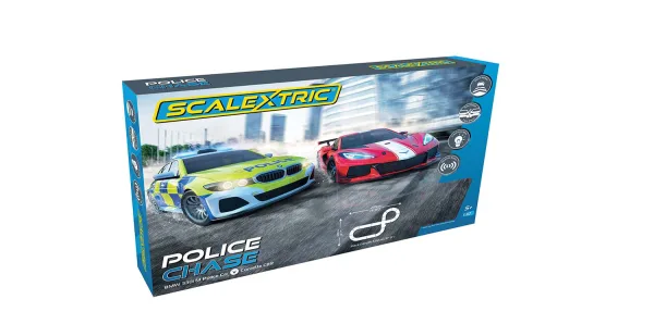 Scalextric Police Chase Set <p>In this fantastic new set from Scalextric you can either be the good guys in the police BMW 330i