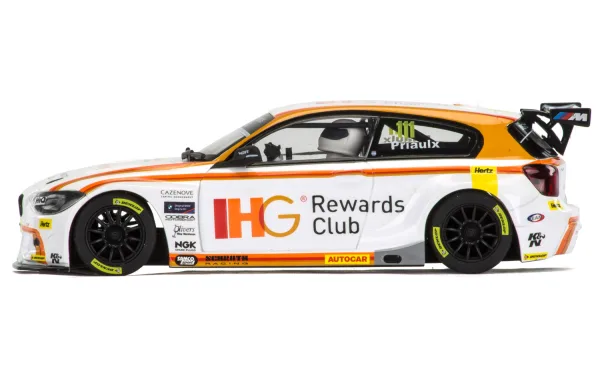 Autograph Series BTCC BMW 125 - Andy Priaulx - Special Edition We are delighted to present our brand new Scalextric Autograph Series; a special edition collection of solo cars with insert cards signed by their real-life drivers! Andy Priaulx is a European Touring Car Champion