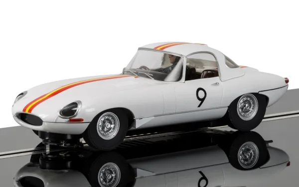 Jaguar E Type 1965 Bathurst No.9 Bob Jane Newly tooled