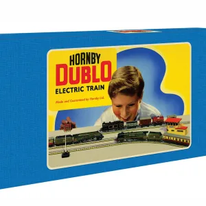 BR 'The Royal Scot' Train Set - Era 4 - EU <p>To own a Hornby Dublo Set was for many the ultimate and to have one that featured a large Pacific locomotive was just a dream come true.</p><p>The Hornby Dublo 'Duchess of Montrose' first appeared in a set during 1953 but it was some 5 years later that the set was repackaged and rebranded the 'Royal Scot'. The new graphics which featured a young boy looking excitedly at the trains in front of him