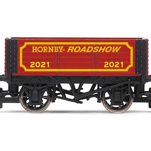 Hornby 2021 Roadshow Wagon <p>Every year Hornby travels up and down the country meeting model rail enthusiasts and having a great time. This special Hornby wagon celebrates Hornby's 2021 roadshow appearances.</p>