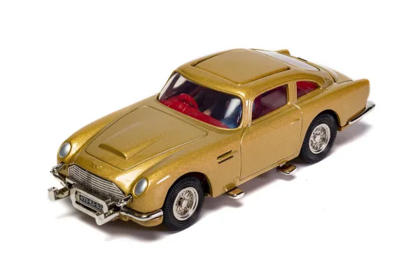 James Bond DB5 261 Goldfinger 60s version <p>Pay attention 007! Indisputably the most famous Corgi product release of all time