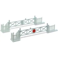 Peco Level Crossing Gates (4) with Wicket Gates and Fencing OO Gauge