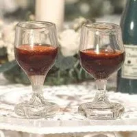 2 x Glasses of Red Wine for 12th Scale Dolls House