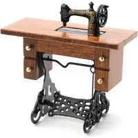 Treadle Sewing Machine for 12th Scale Dolls House