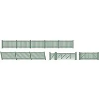 Peco Picket fencing green (inc. Gates & ramps) OO Gauge