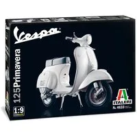 Italeri 1/9 Scale Vespa 125 Primavera Model Kit