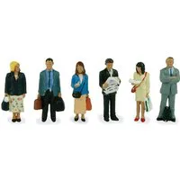 Branchline Station Passengers Standing 36-044 OO Gauge