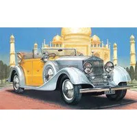 Italeri 1/24 Scale Rolls-Royce Phantom II Model Kit