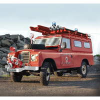 Italeri 1/24 Scale Land Rover Fire Truck Model Kit