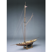 Mantua Models 1/60 Scale Britannia Royal Yacht Model Kit