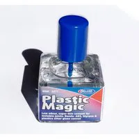 Deluxe Materials Plastic Magic AD77