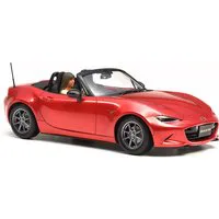 Tamiya 1/24 Scale Mazda MX-5 Roadster Model Kit