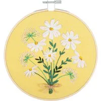 Trimits Daisies Embroidery Hoop Kit